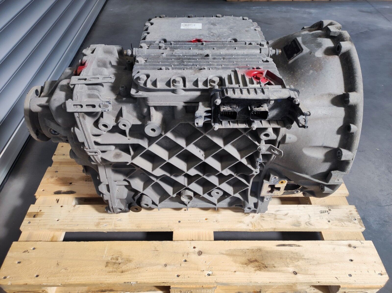 gearbox VOLVO AT2412E GETRIEBE for truck tractor VOLVO FH13 FH16