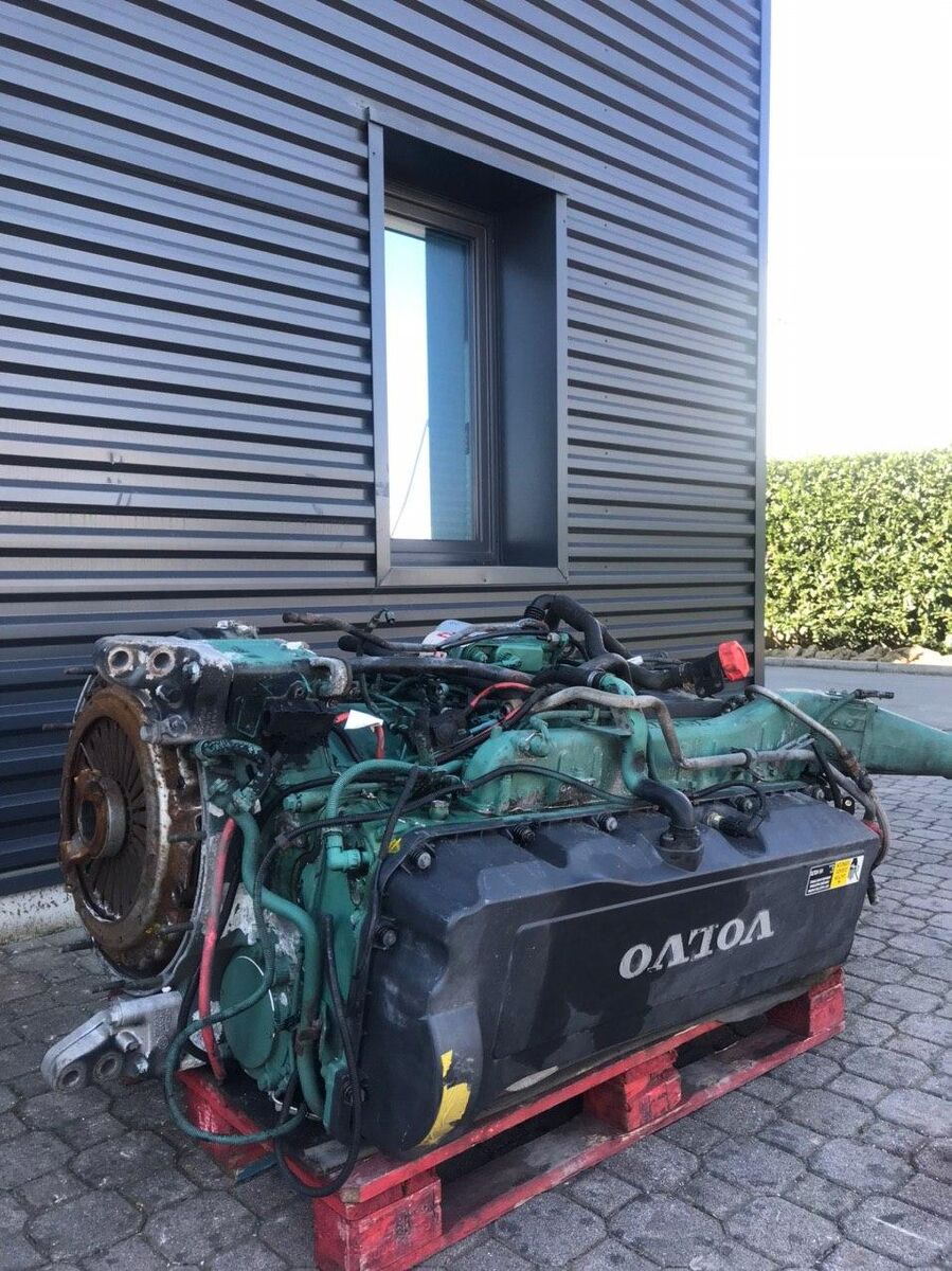 engine VOLVO FL FE - D9A 300 for truck tractor VOLVO FM FL FE