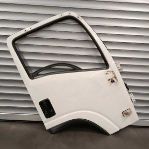 door ISUZU RH - PASSENGER - DX - PASSEGGERO for truck tractor ISUZU Right Side - Lato Destro