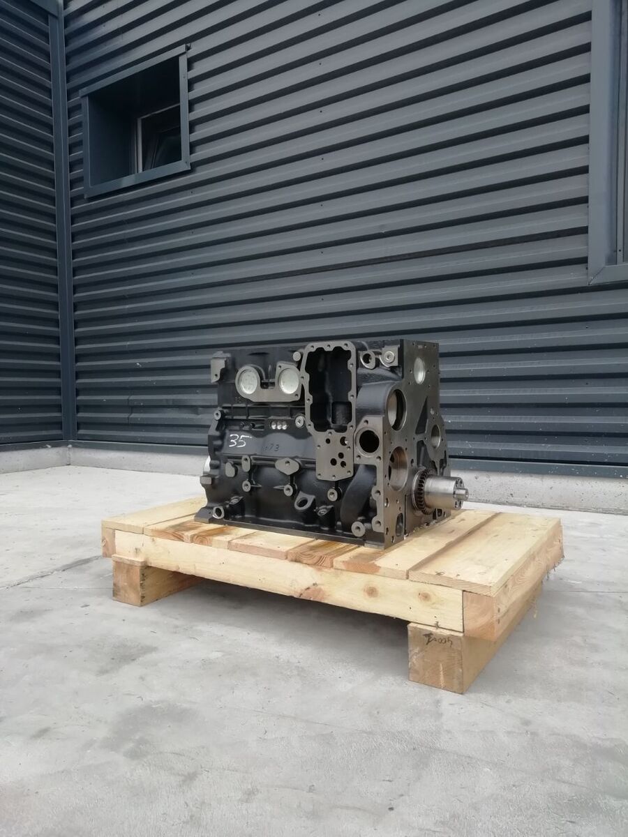 engine IVECO F4BE0454B for truck IVECO SHORTBLOCK