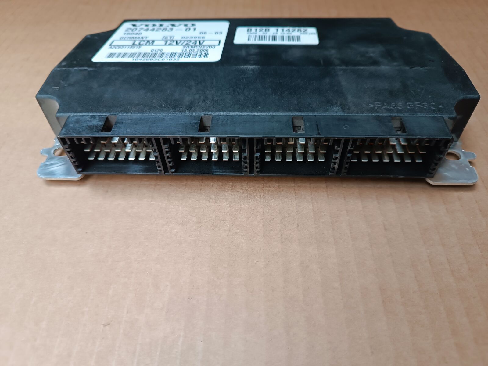 control unit VOLVO FH - FM for truck VOLVO LCM  20744283