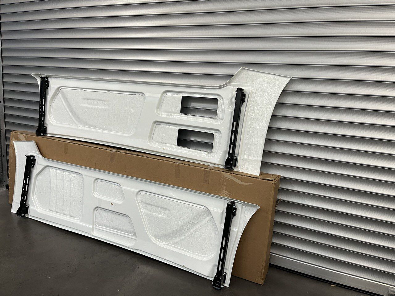 spoiler MERCEDES-BENZ AROCS ACTROS for truck MERCEDES-BENZ MP4 EURO 6 Sideskirts