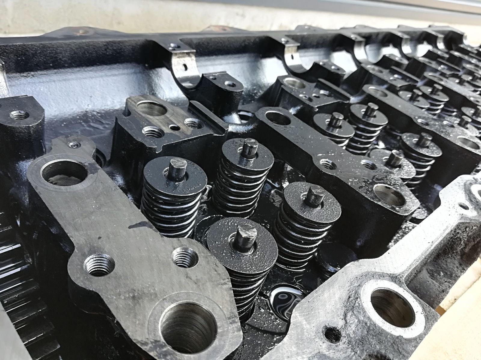 cylinder head MAN TGA TGS TGX for truck MAN D2066