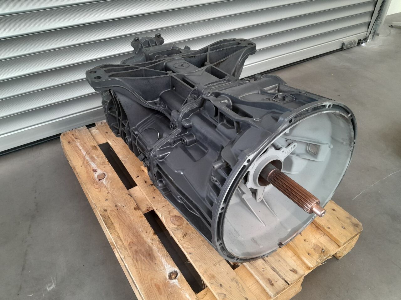 gearbox MERCEDES-BENZ for truck MERCEDES-BENZ G281-12