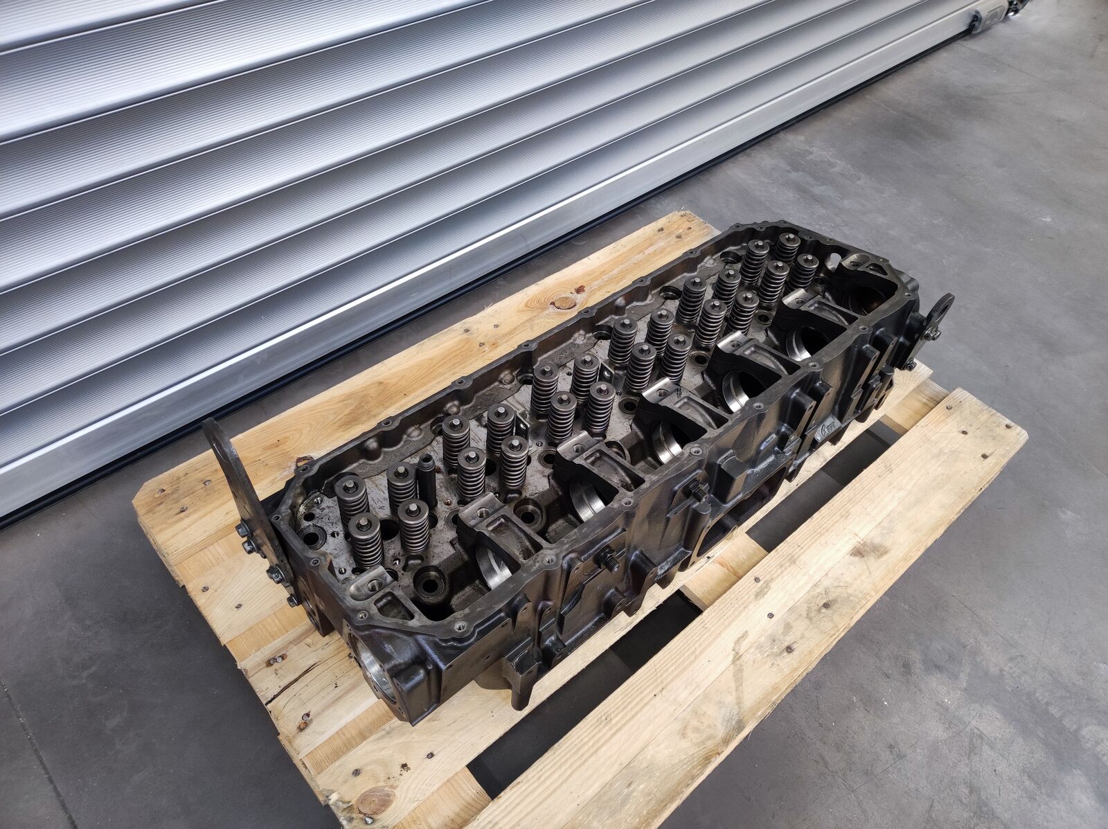 cylinder head IVECO Cursor 11 - Euro 6 for truck IVECO Stralis - Trakker