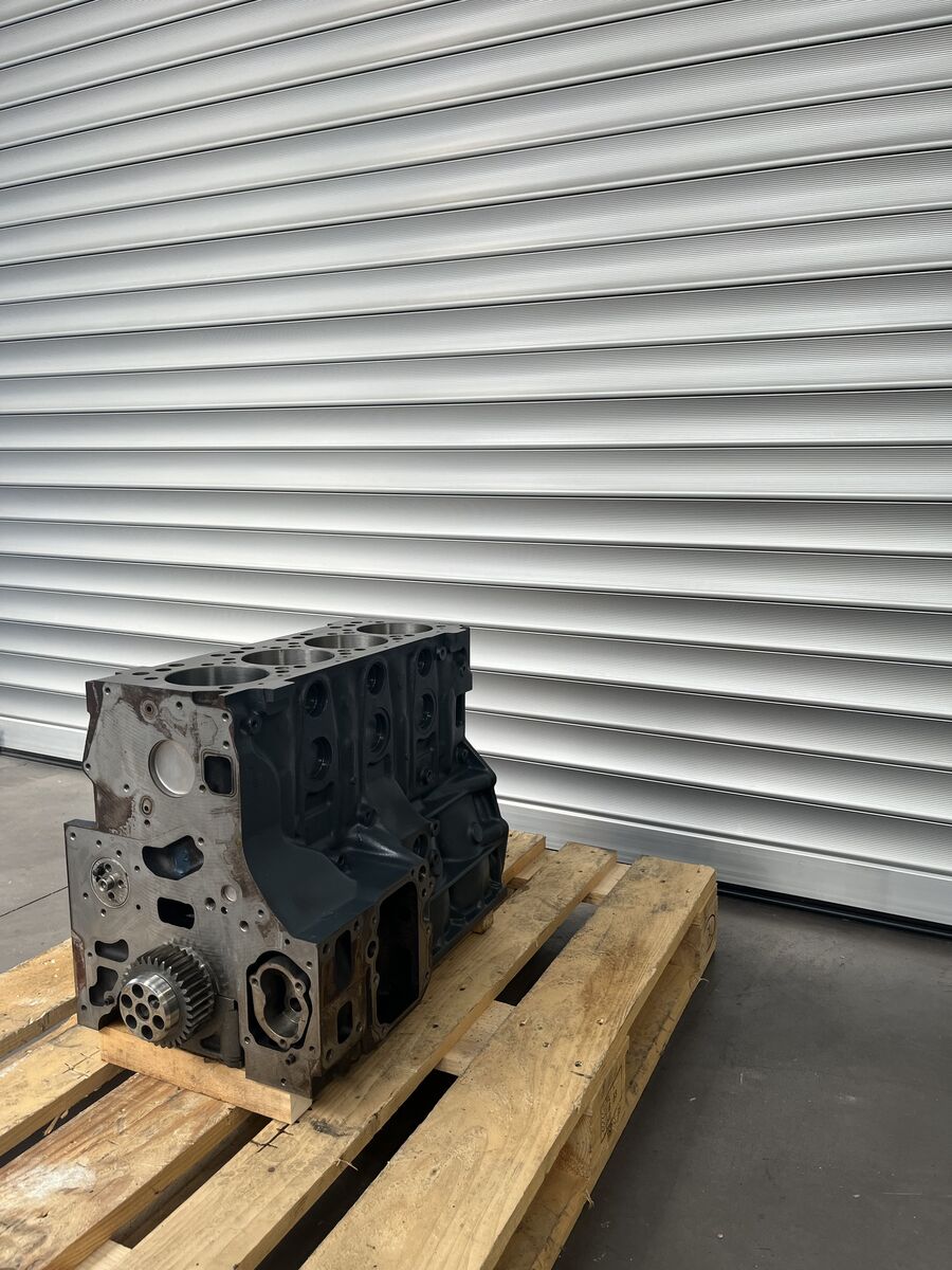 engine MAN TGM TGL D0834 150 180 220 E5 RECONDITIONED WITH WARRANTY for truck MAN D0834 LFL 63 - LFL 64 - LFL 65 Euro 5