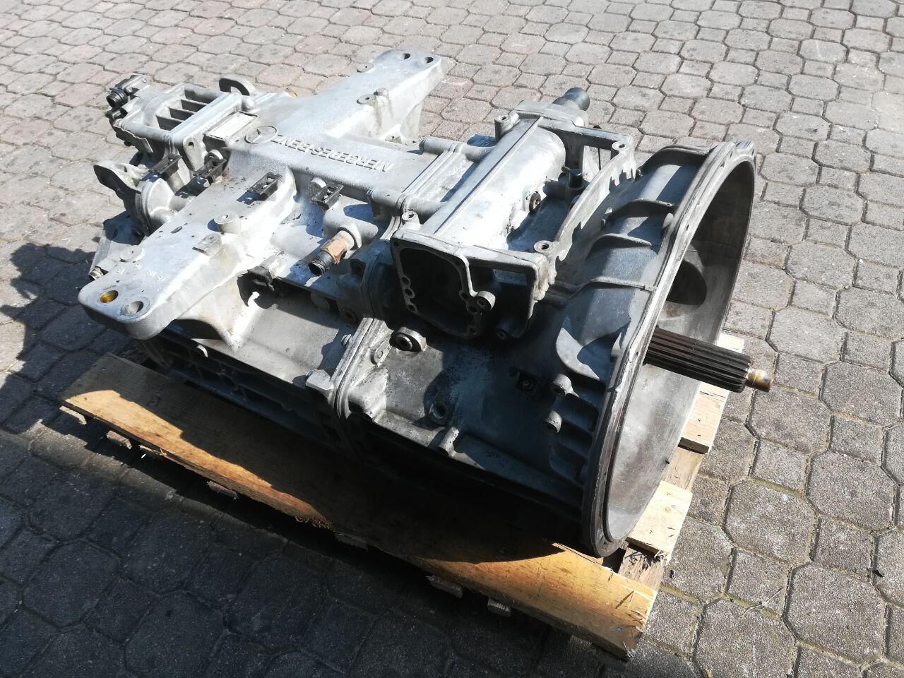 gearbox MERCEDES-BENZ G241-16 for truck tractor MERCEDES-BENZ ACTROS AXOR ANTOS AROCS