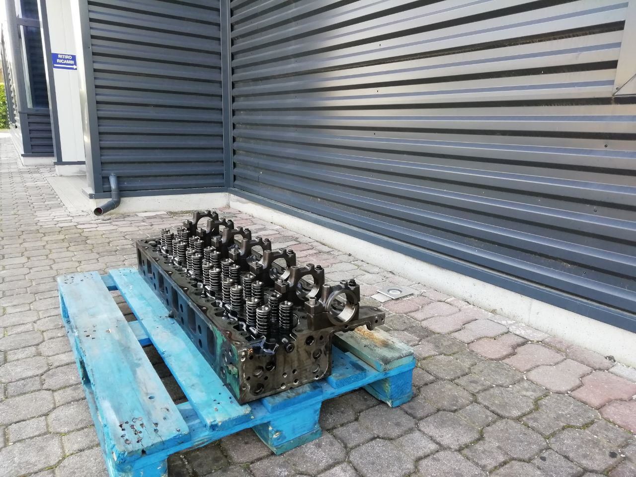 cylinder head VOLVO FH (FH13) 400 440 480 520 - D13A for truck VOLVO E5 Euro 5