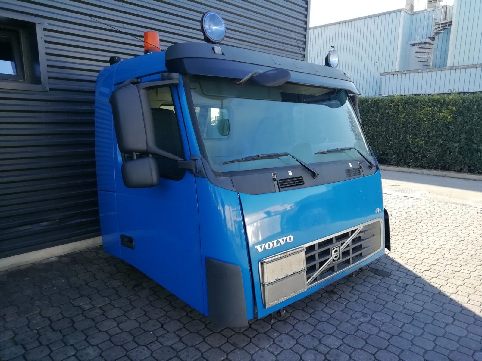 cabin VOLVO FH Euro 5 for truck VOLVO FH L1 H1