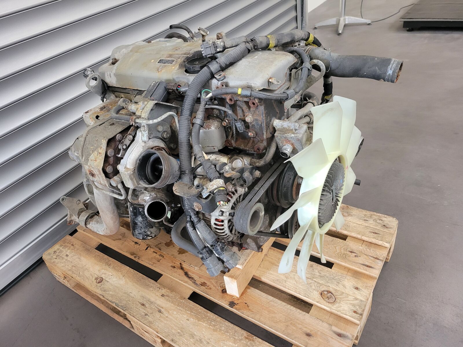 engine MITSUBISHI 4M42 EURO 3 MITSUBISHI CANTER - FUSO