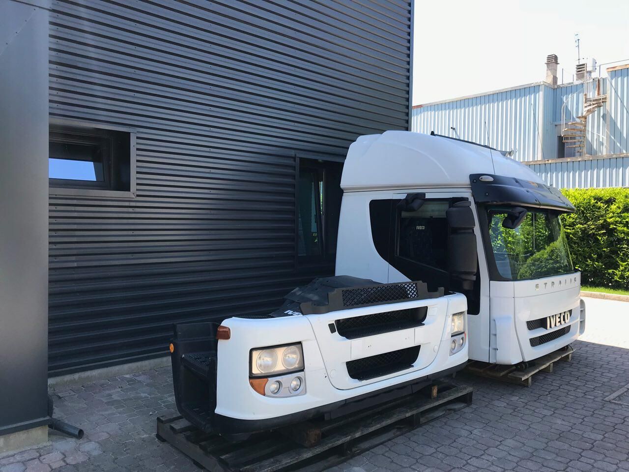 cabin IVECO STRALIS AT Euro 5 for truck tractor IVECO Stralis AT - Active Time