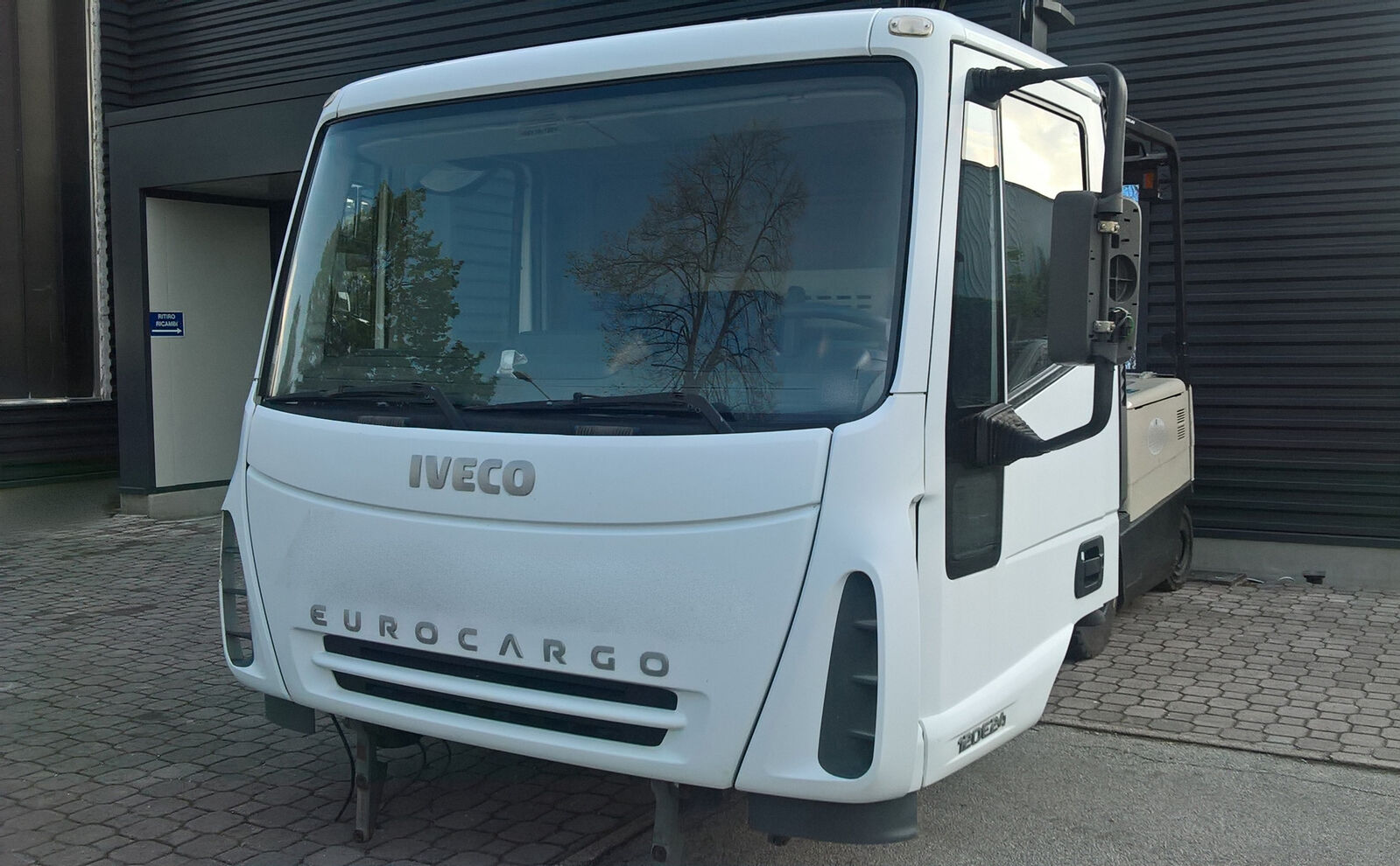 cabin IVECO Eurocargo EURO 3 for truck tractor IVECO Eurocargo "facelift / restyling"