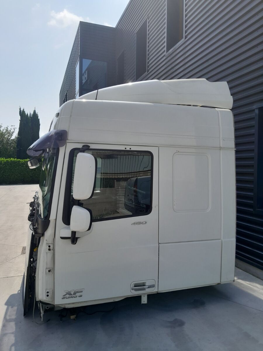 cabin DAF XF 106 SPACE CAB SC for truck DAF XF106 MEDIUM ROOF Spacecab