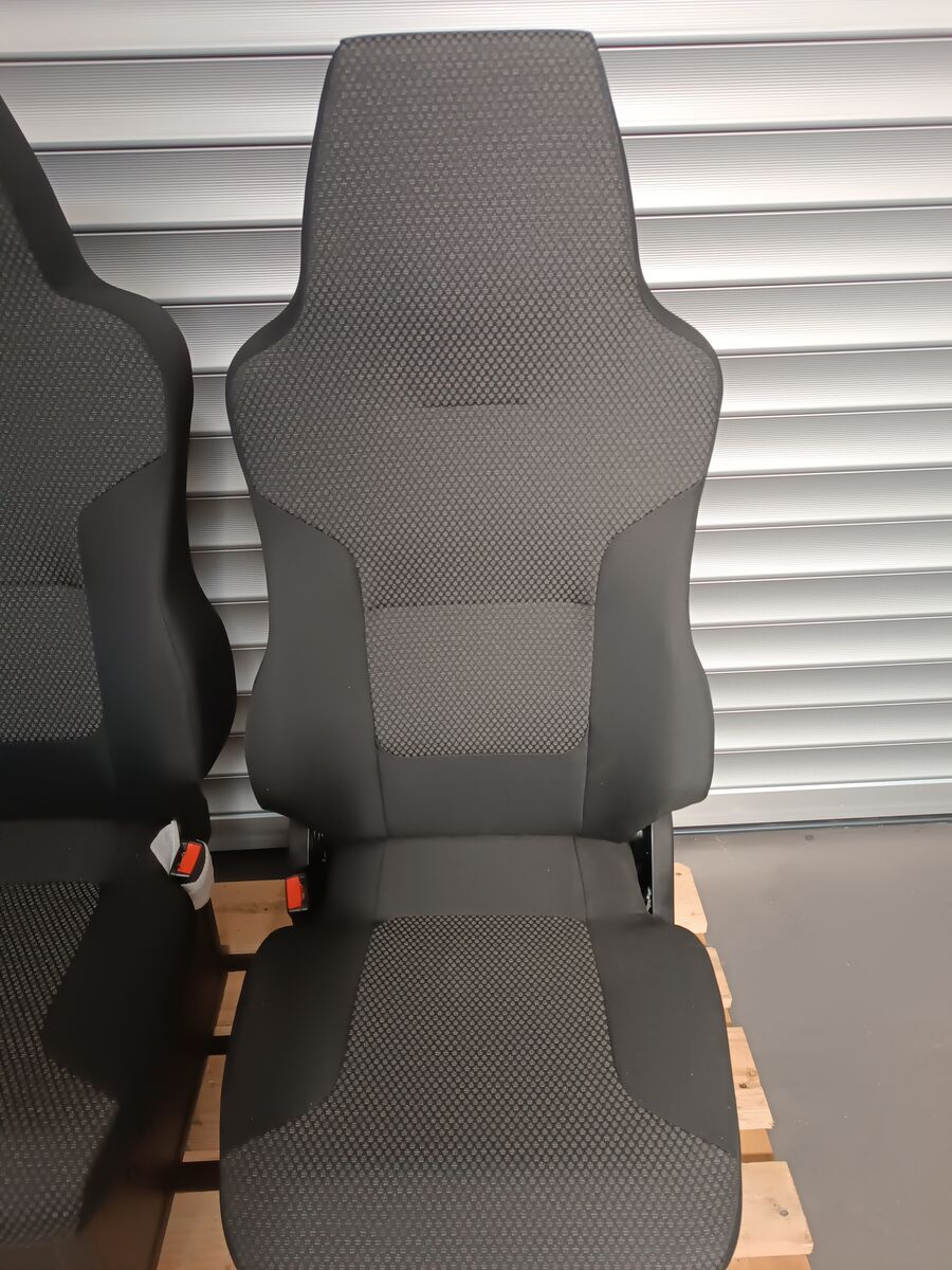 seat MAN Set RH + LH for truck MAN TGS TGX