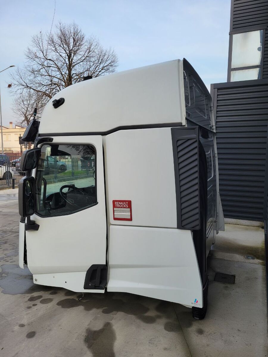 cabin RENAULT T model for truck tractor RENAULT Euro 6