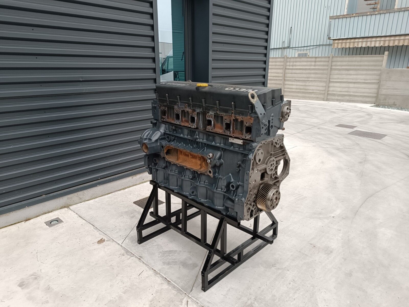 engine IVECO STRALIS CURSOR 13 F3BE3681 EURO 5 RECONDITIONED WITH WARRANTY for truck IVECO STRALIS TRAKKER