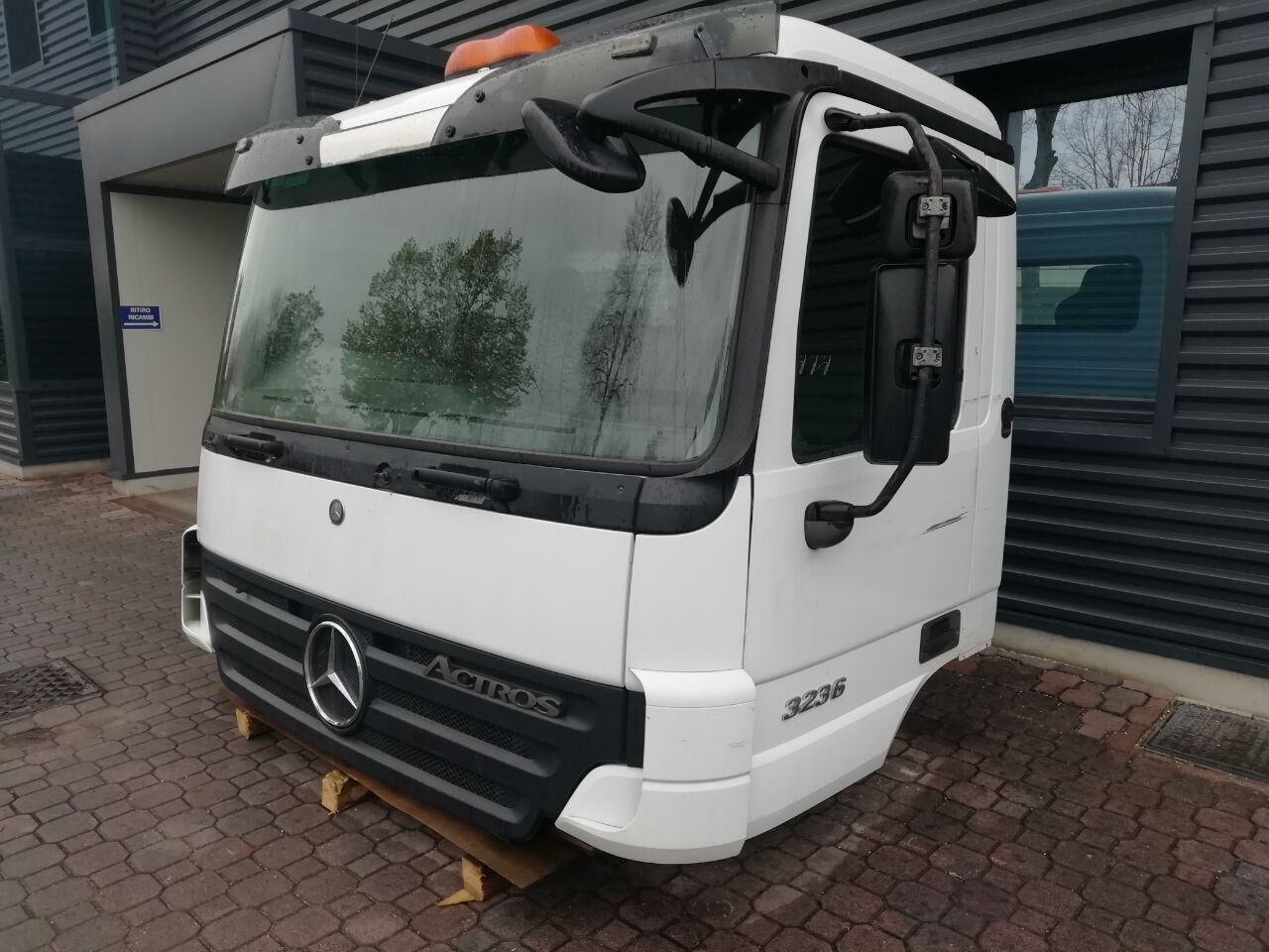 cabin MERCEDES-BENZ ACTROS EURO 4 EURO 5 for truck tractor MERCEDES-BENZ ACTROS DAY CABIN