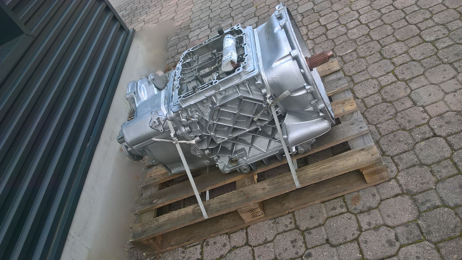 gearbox RENAULT AT/VT REBUILT WITH WARRANTY for truck RENAULT Premium, Kerax, Magnum