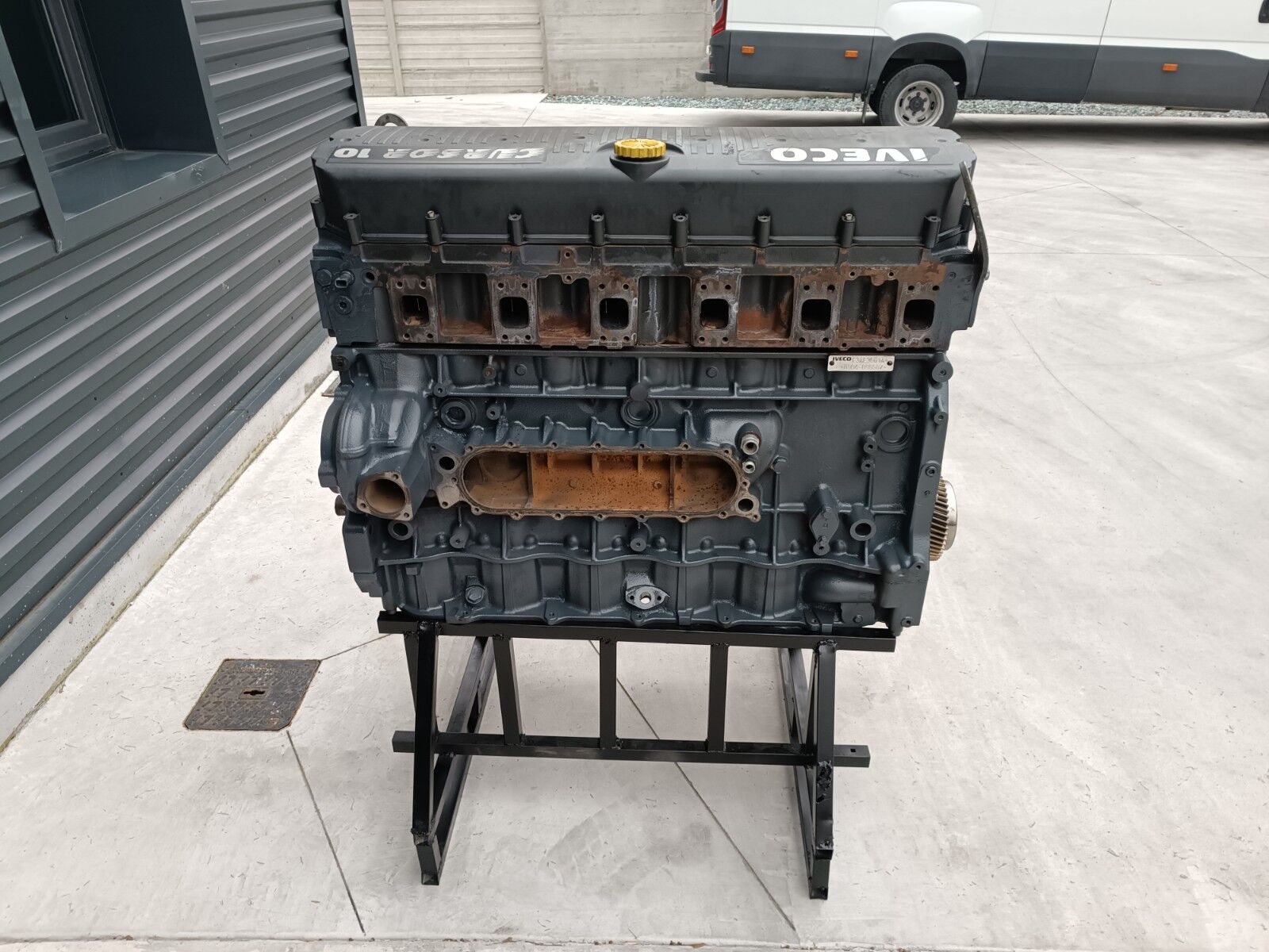 engine IVECO STRALIS CURSOR 10 F3AE3681 EURO 5 RECONDITIONED WITH WARRANTY for truck IVECO 400 420 450 460 STRALIS - TRAKKER