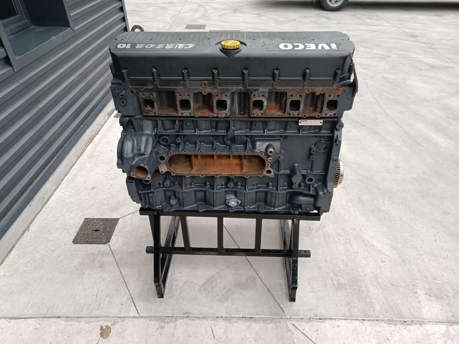 engine IVECO STRALIS CURSOR 10 F3AE3681 EURO 5 RECONDITIONED WITH WARRANTY for truck IVECO 400 420 450 460 STRALIS - TRAKKER