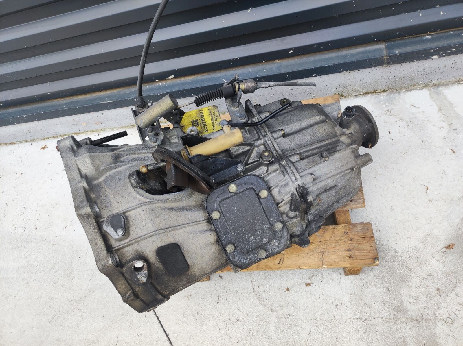 gearbox IVECO ZF 6S300 for commercial vehicle - cargo van IVECO DAILY (1999-2006)