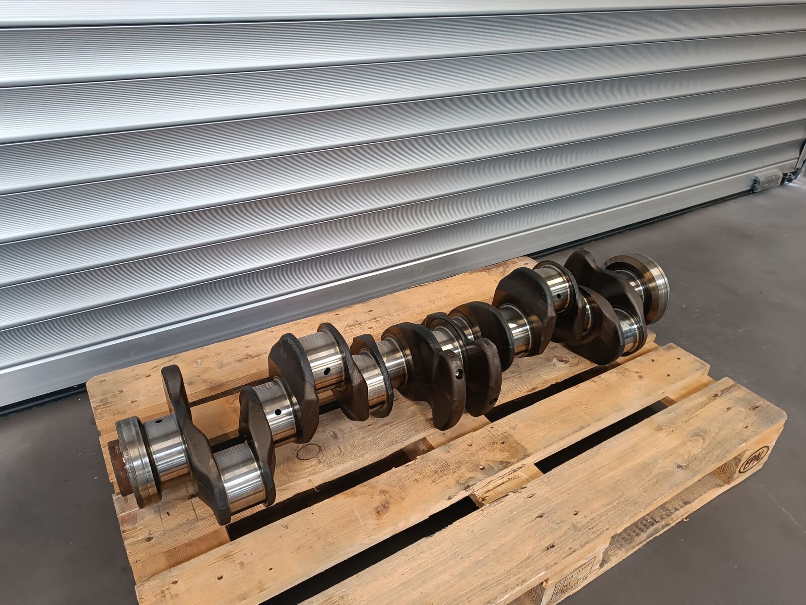 crankshaft VOLVO 20486222 for truck tractor VOLVO FH