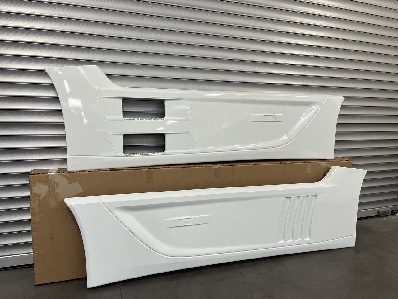 spoiler MERCEDES-BENZ AROCS ACTROS for truck MERCEDES-BENZ MP4 EURO 6 Sideskirts