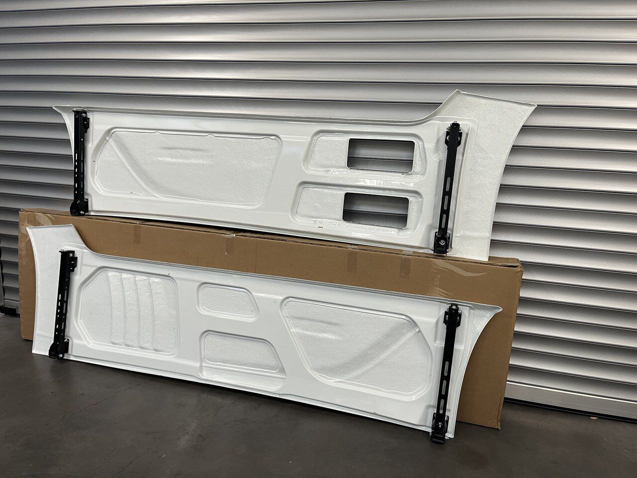 spoiler MERCEDES-BENZ AROCS ACTROS for truck MERCEDES-BENZ MP4 EURO 6 Sideskirts