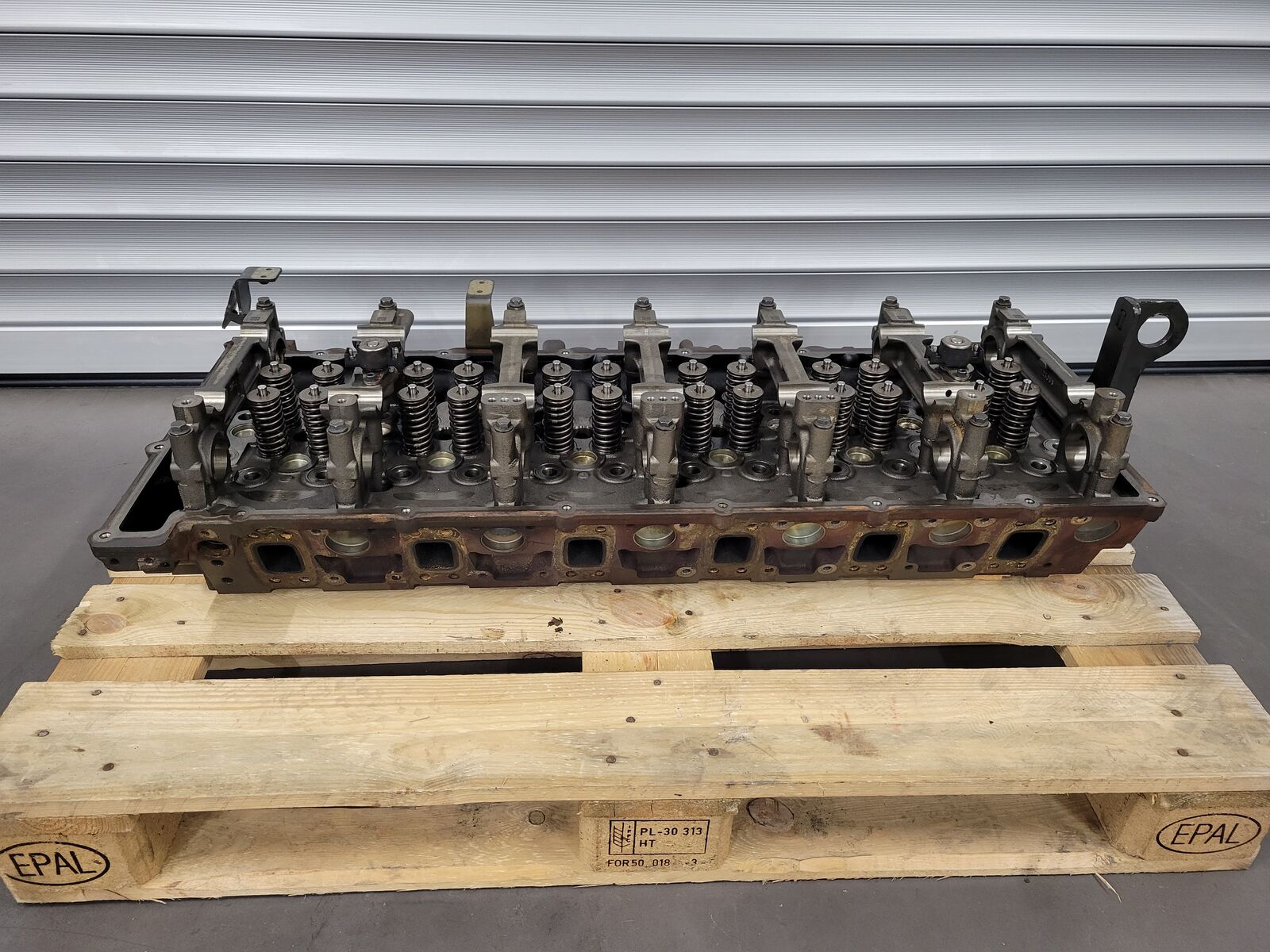 cylinder head DAF 106 MX13 340 H1 - MX13 375 H1 for truck tractor DAF 460hp  510hp