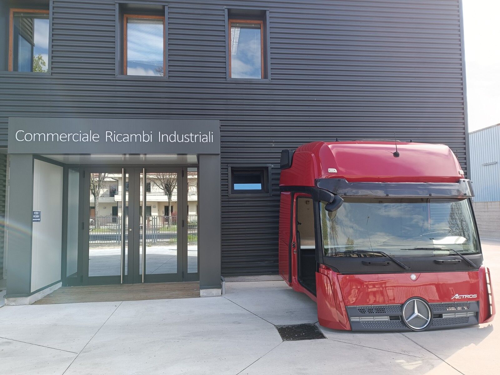 cabin MERCEDES-BENZ ACTROS MP4 GIGA SPACE for truck tractor MERCEDES-BENZ