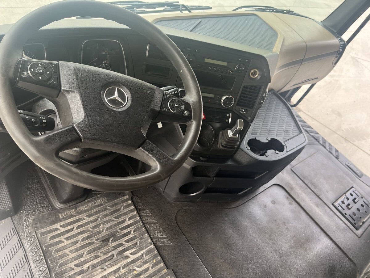 cabin MERCEDES-BENZ ACTROS MP4 GIGA SPACE for truck tractor MERCEDES-BENZ