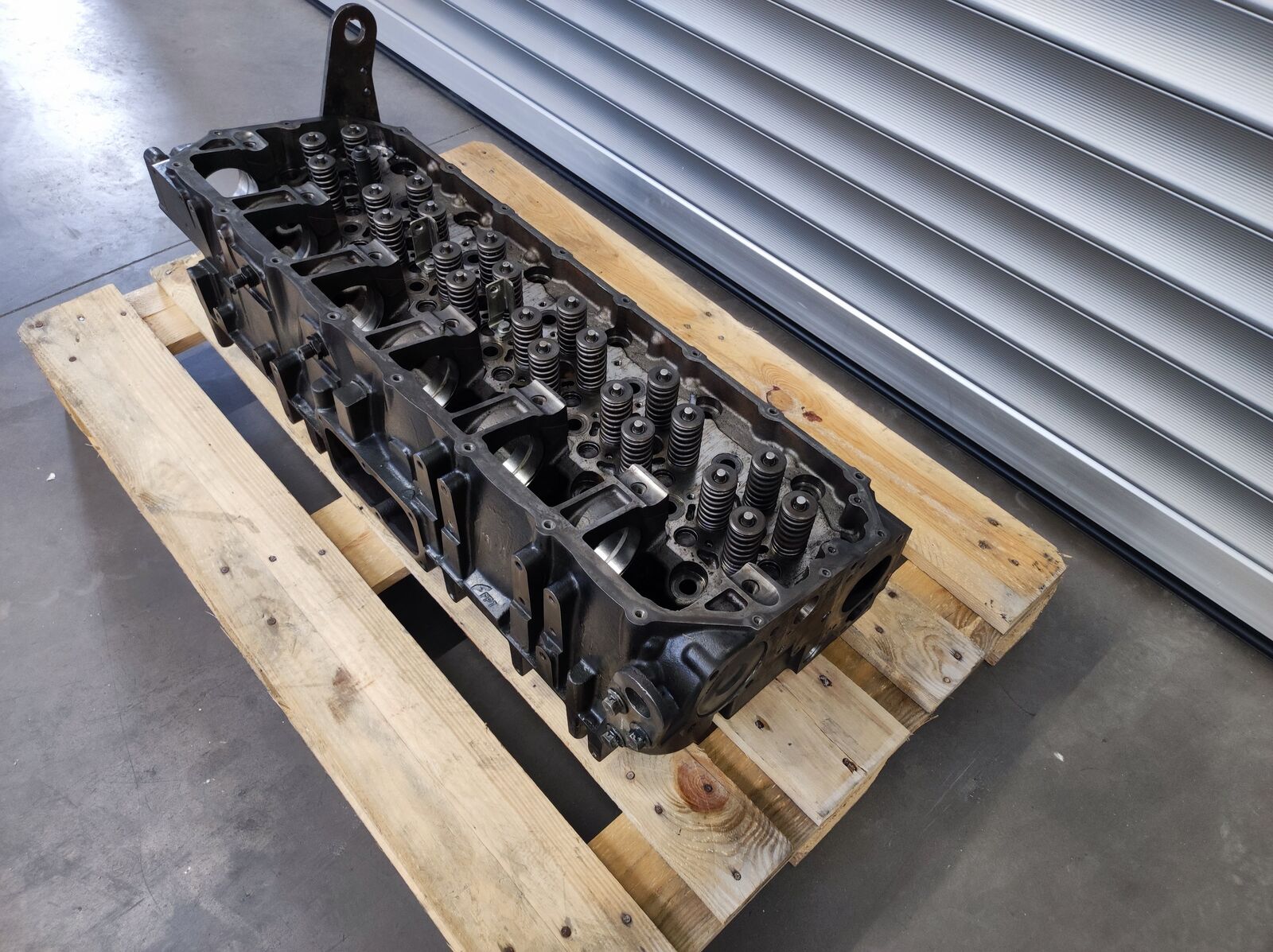 cylinder head IVECO STRALIS 460 480 Cursor 11 E6 F3GFE611 for truck IVECO Stralis - Trakker