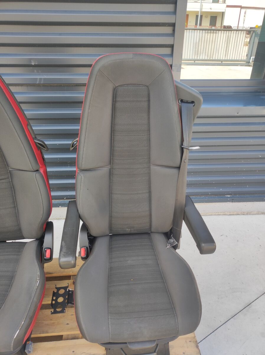 seat VOLVO driver + passenger for truck VOLVO FH4 E6