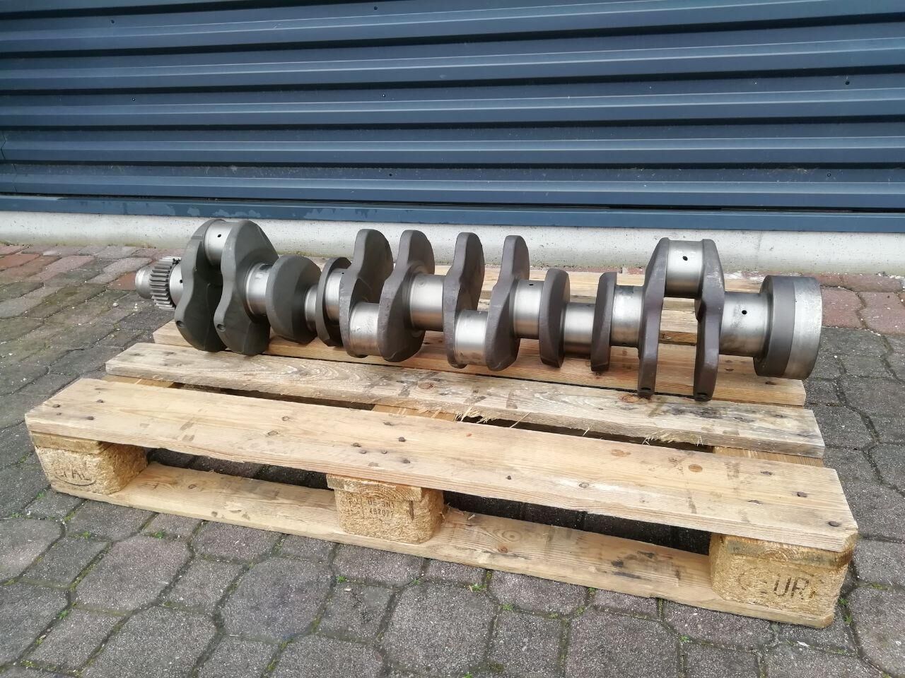 crankshaft DAF 1291804 1653898 for truck DAF XF95 480 hp / PS Euro 3