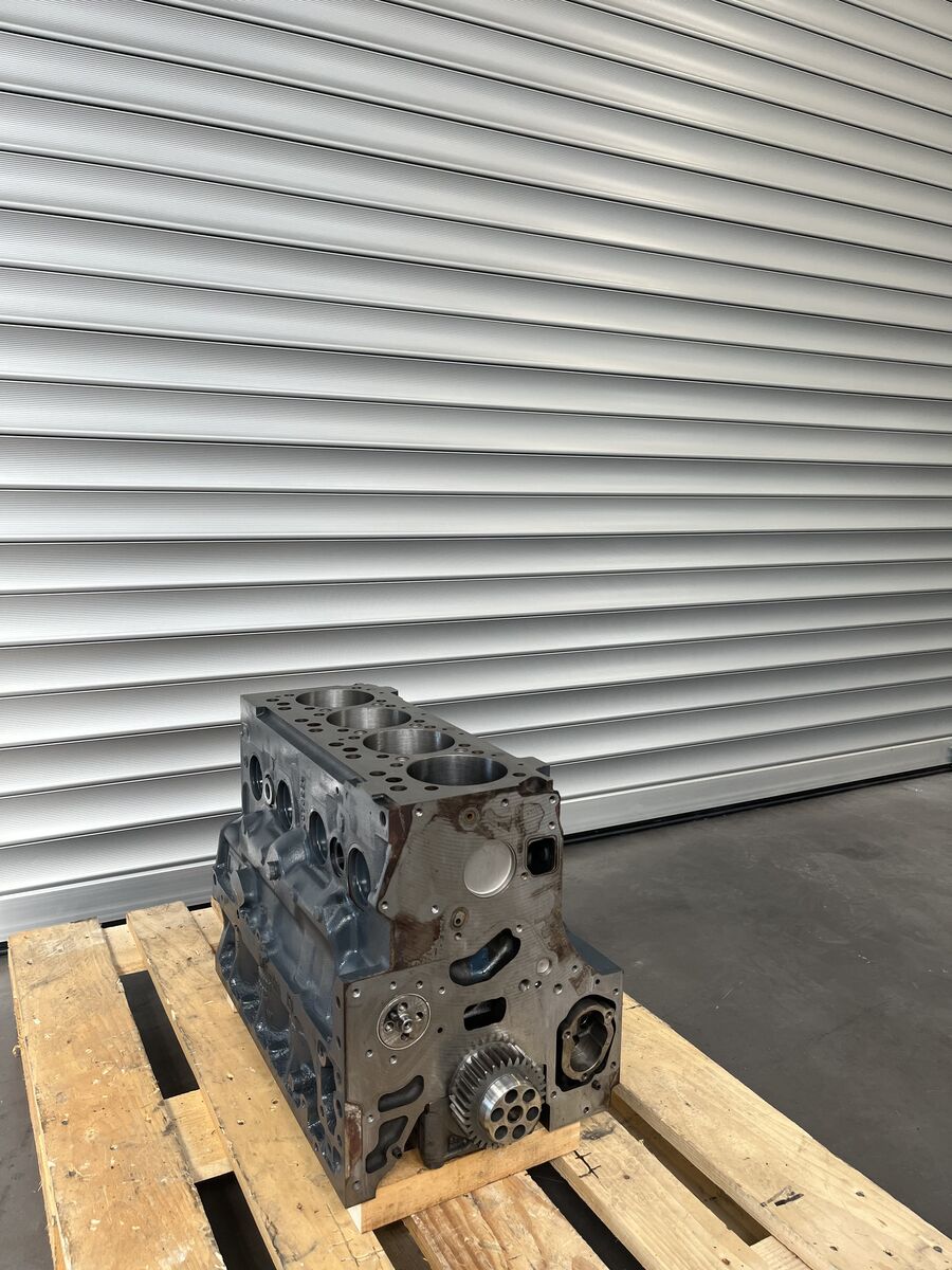 engine MAN TGM TGL D0834 150 180 220 E5 RECONDITIONED WITH WARRANTY for truck MAN D0834 LFL 63 - LFL 64 - LFL 65 Euro 5