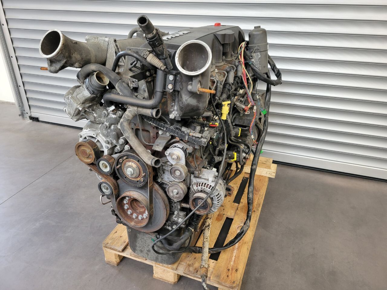 engine DAF MX-300S2 MX300 S2 410 hp for truck DAF XF105 CF85 EURO 5 E5