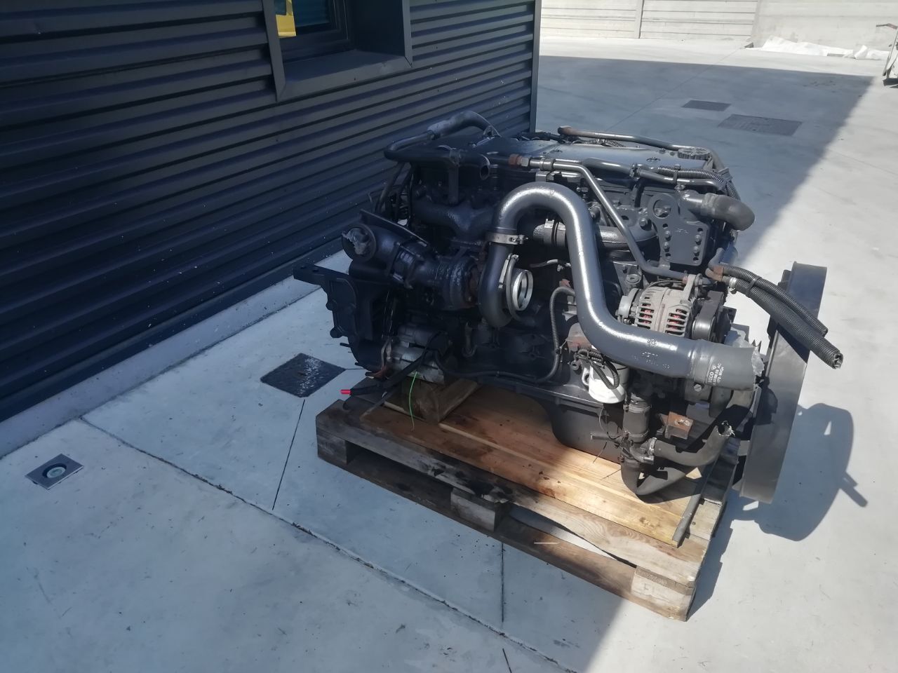 engine IVECO EUROCARGO TECTOR 6 F4AE3681 EURO 5 for truck IVECO EUROCARGO 6 CYLINDERS EURO 5