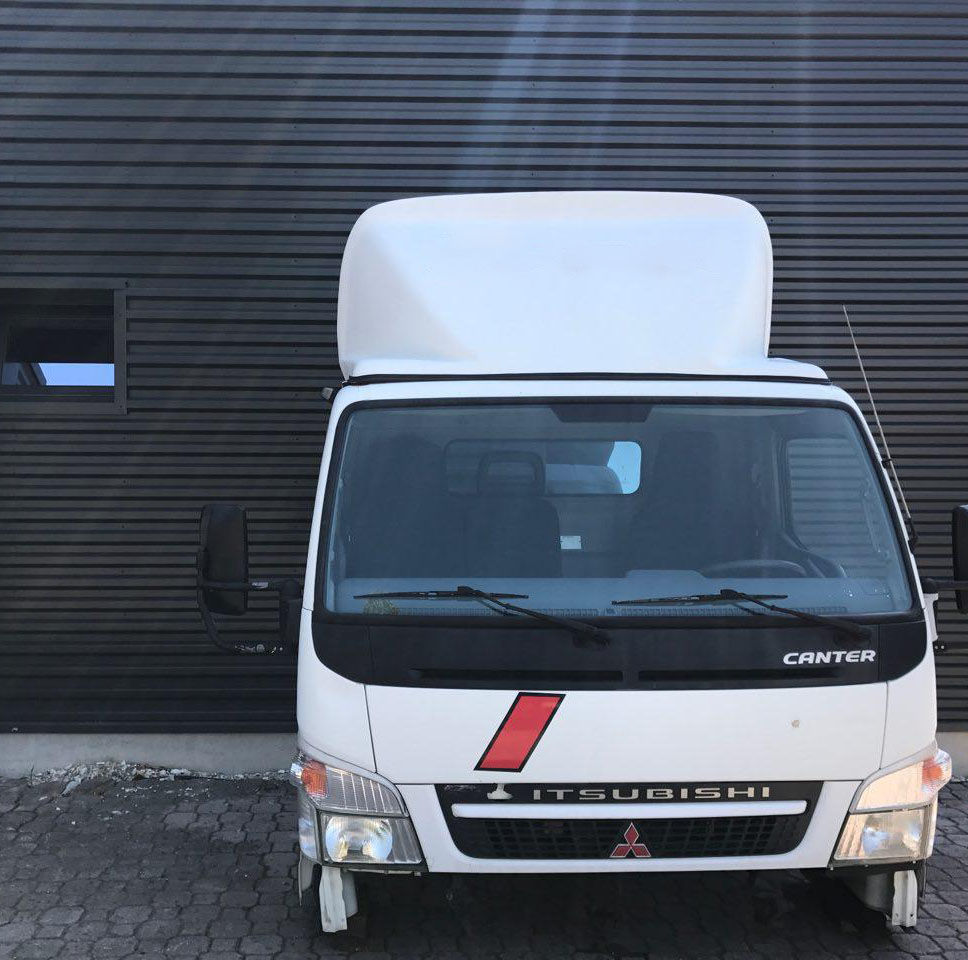 cabin MITSUBISHI CANTER "C" for truck MITSUBISHI Canter - Large cab