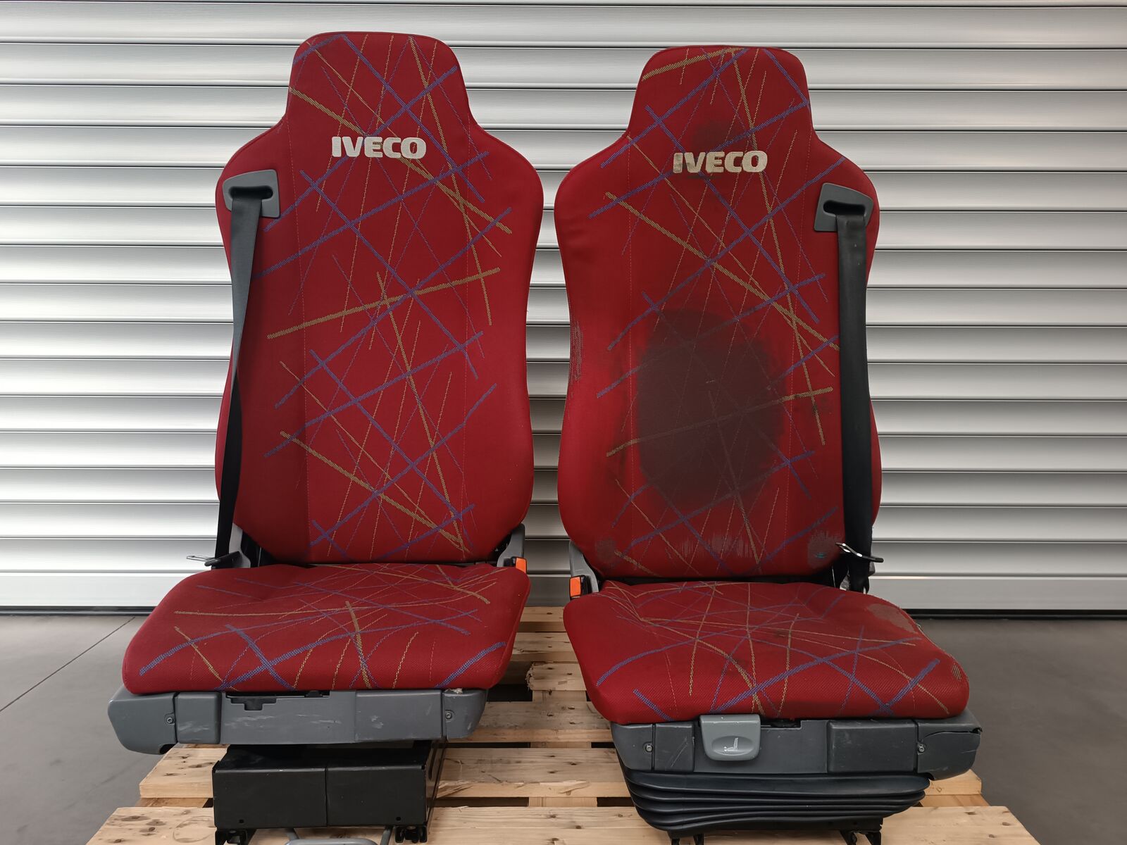 seat IVECO Eurostar, Eurotech, Eurotrakker for truck tractor IVECO Euro 3