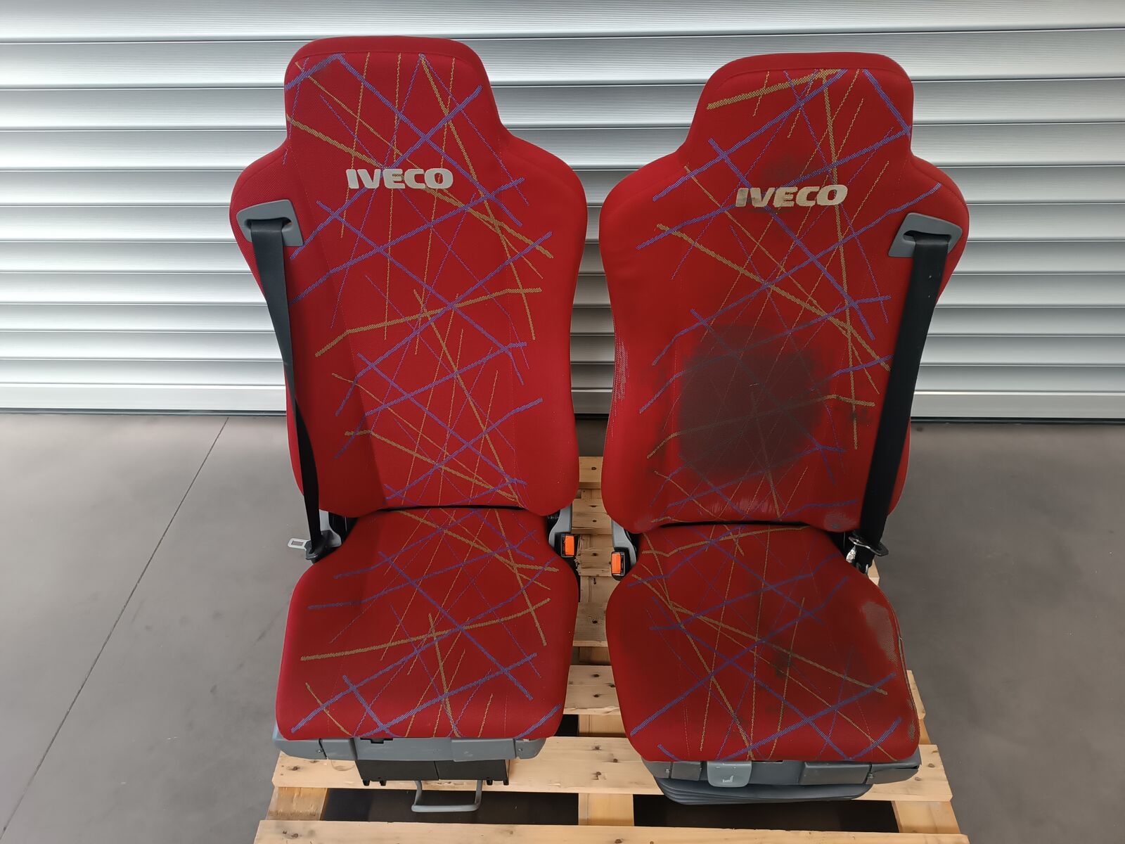 seat IVECO Eurostar, Eurotech, Eurotrakker for truck tractor IVECO Euro 3