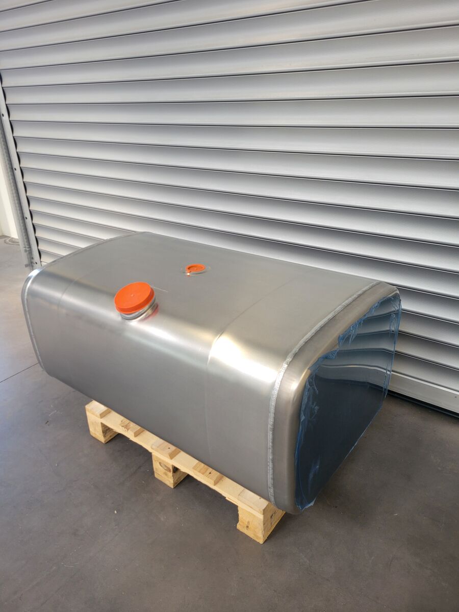 fuel tank IVECO Stralis Trakker for truck tractor IVECO Euro 5 - Euro 6