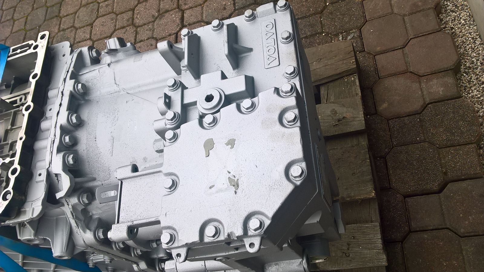 gearbox VOLVO AT/VT REBUILT WITH WARRANTY for truck VOLVO FH, FM, FH12, FH13, FH16, FM13, FM12