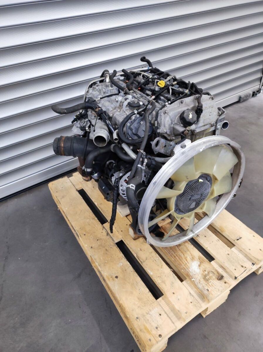 engine MITSUBISHI CANTER FUSO 4P10 EURO 5 for commercial vehicle - light truck MITSUBISHI