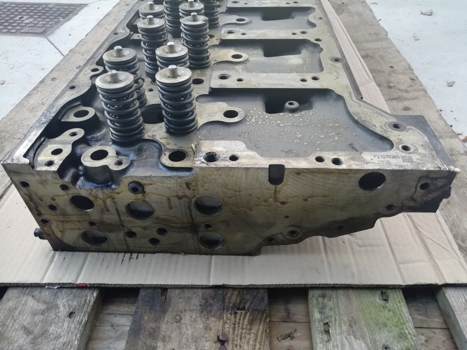 cylinder head for truck VOLVO FM FH FMX