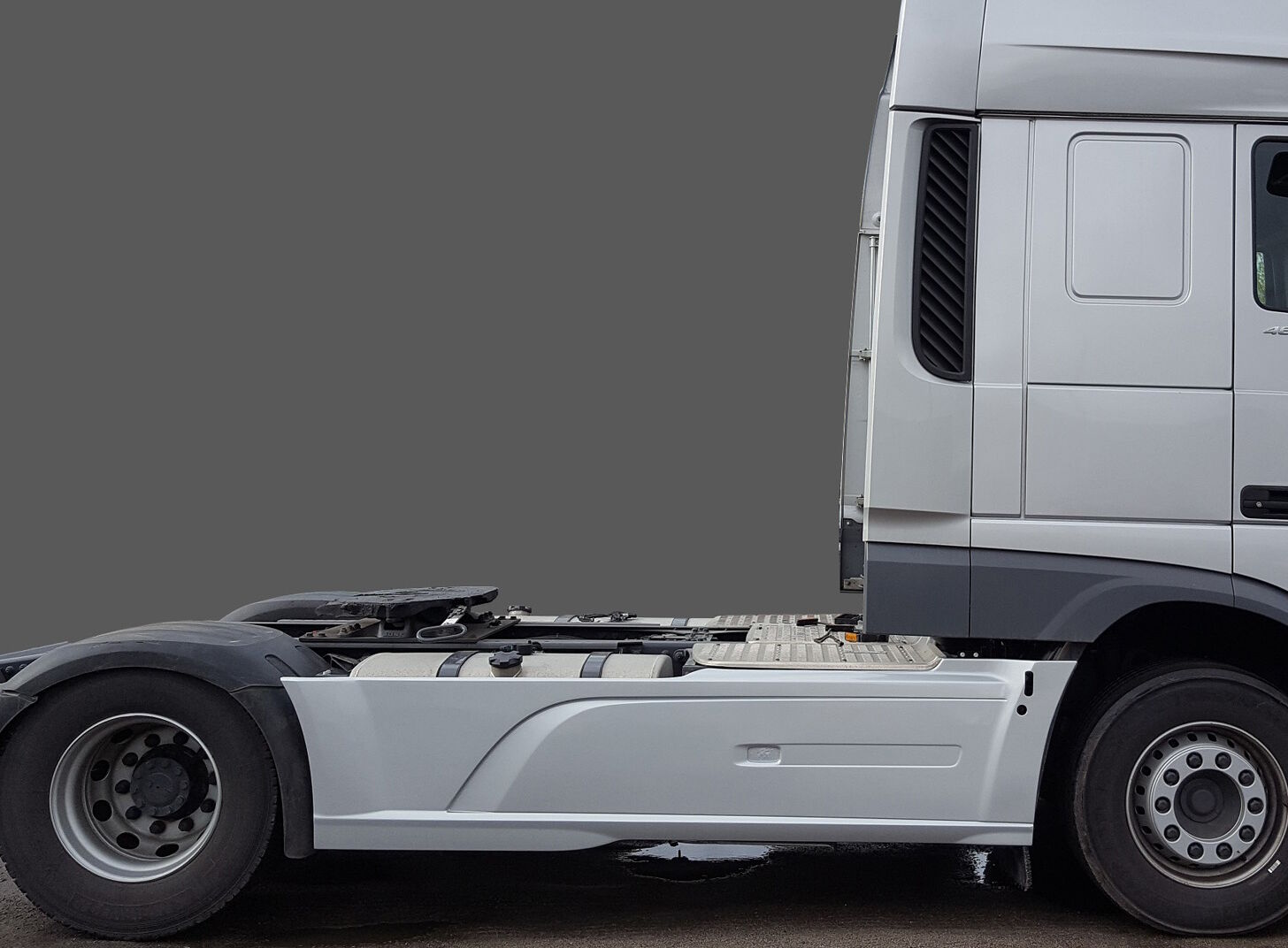 spoiler DAF XF106 E6 Sideskirts / Fairings for truck DAF XF106 Euro 6 (2012 ->)